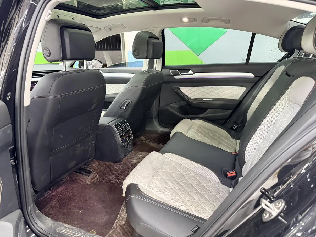 Volkswagen Magotan 2 million commemorative edition 330TSI DSG Luxury models
