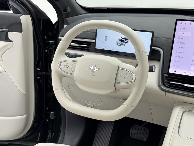 Dongfeng Yipai Eπ 008 2026