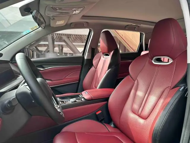 Changan Changan CS75 PLUS 2.0T automatic flagship type