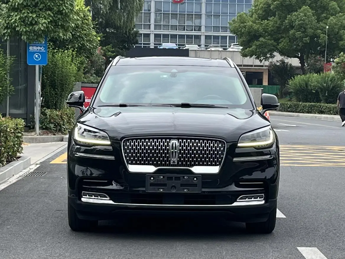 Lincoln Flying home 3.0T V6 four-wheel drive Zunya edition