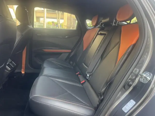Changan Changan UNI-V 1.5T premium type