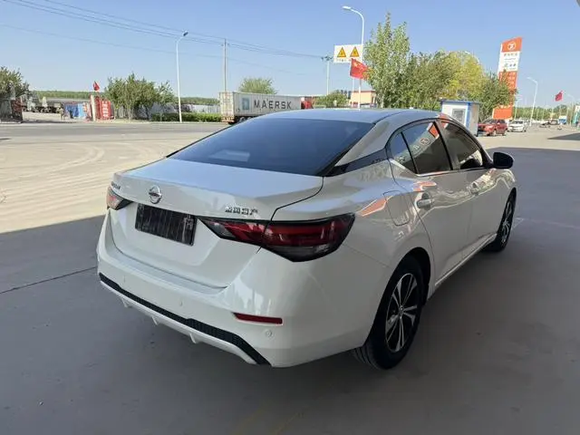 Nissan Xuan Yi 1.6L XL CVT Smart Edition