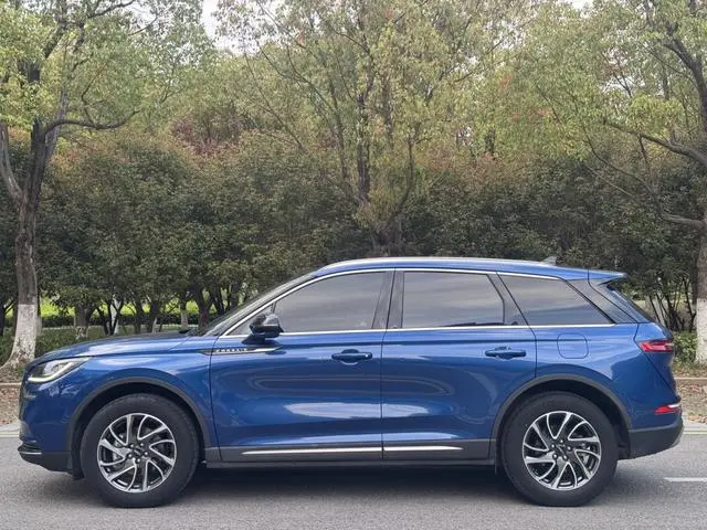 Lincoln Adventurer 2.0T two-wheel drive Exclusive edition