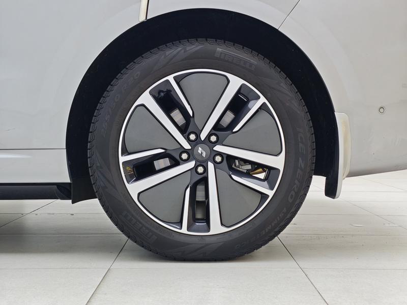 Li Auto Ideal L6 2024