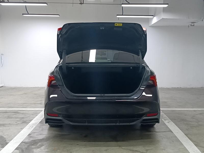 Toyota Asian Dragon 2019