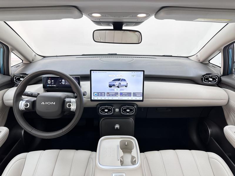 Aion AION UT 2025