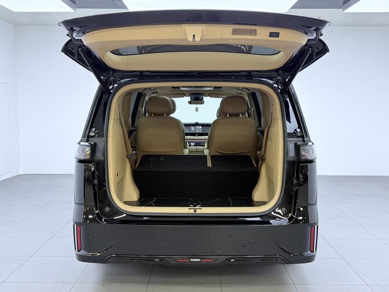Voyah Lantu Dreamer PHEV 2024