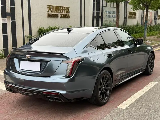 Cadillac Cadillac CT5 28T premium type