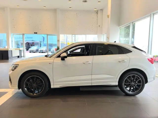 Audi Audi Q3 Sportback 40 TFSI Enjoy Life Edition