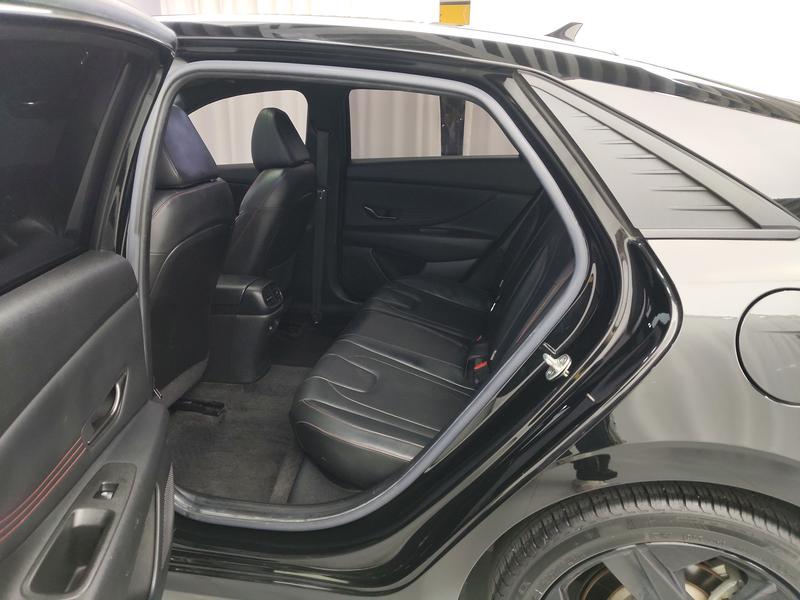 Hyundai Elantra 2021