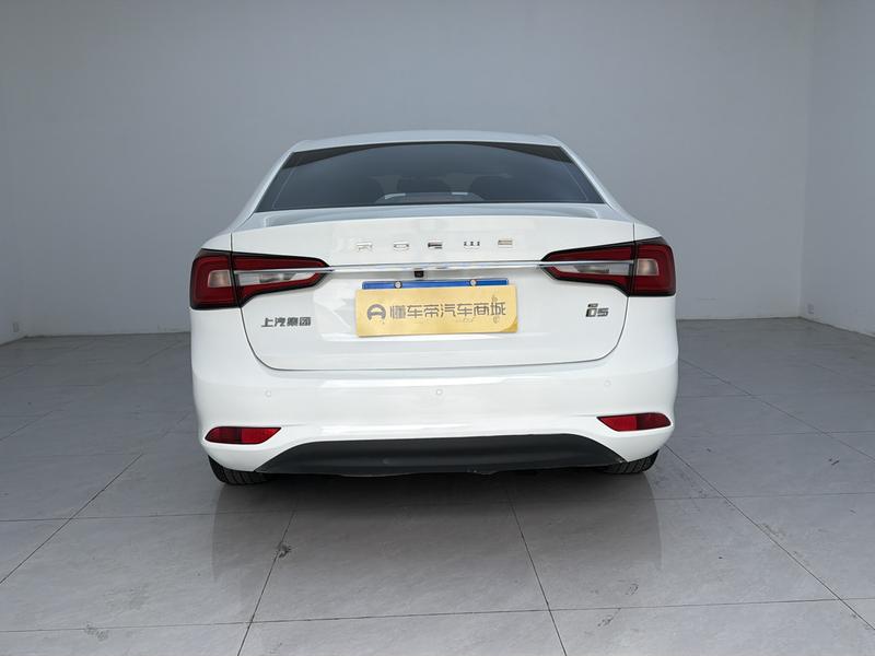 Roewe Roewe i5 2020