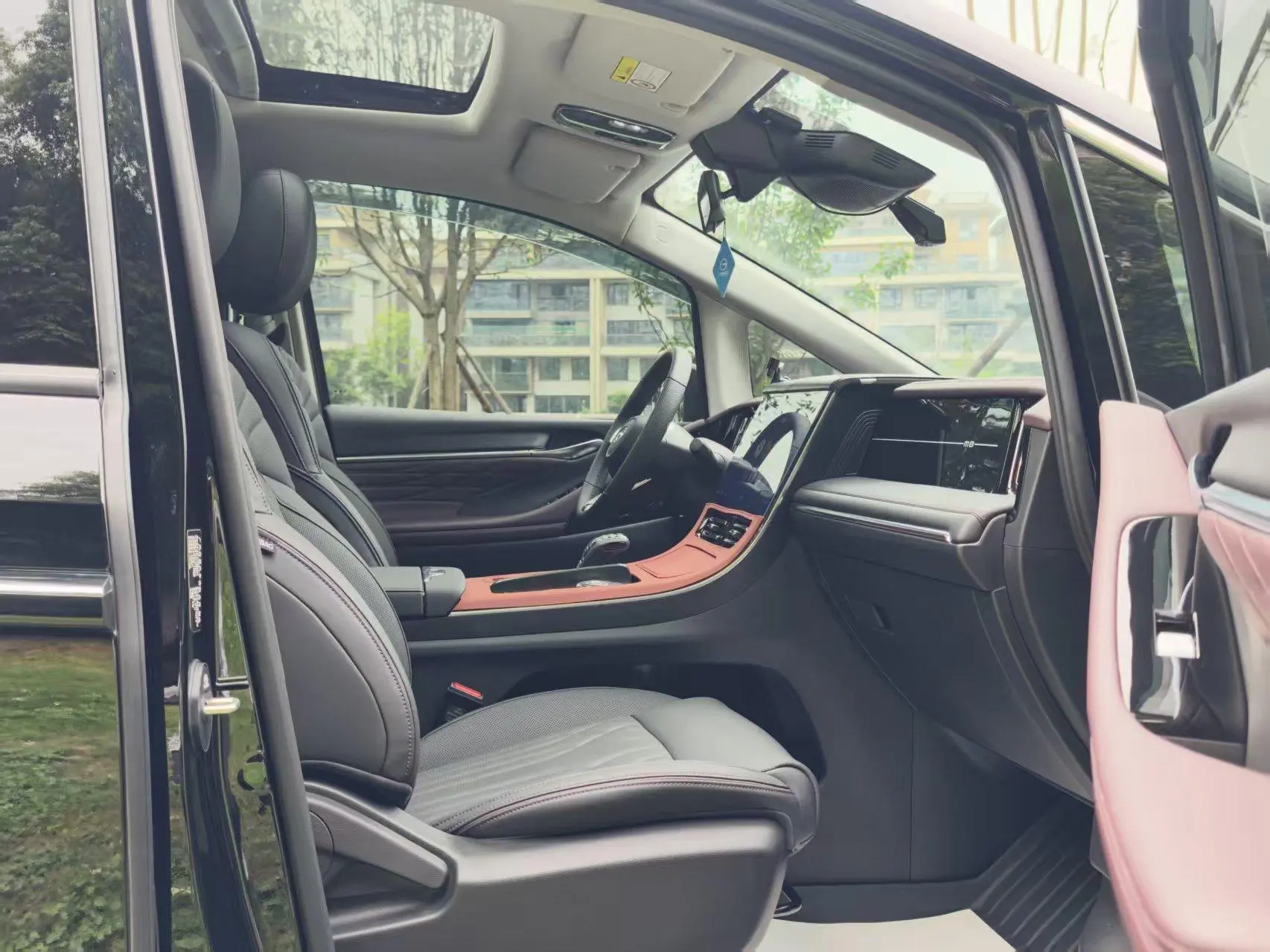 GAC Trumpchi M8 Master Series 2.0 TGDI Premium Edition