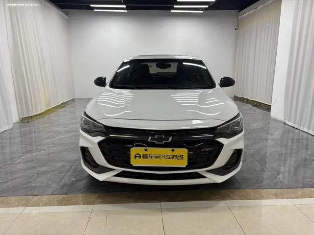 Chevrolet Cruze RS 330T Automatic Fun Version