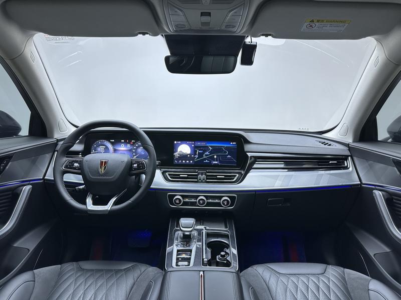 Hongqi Red Flag HS5 2023