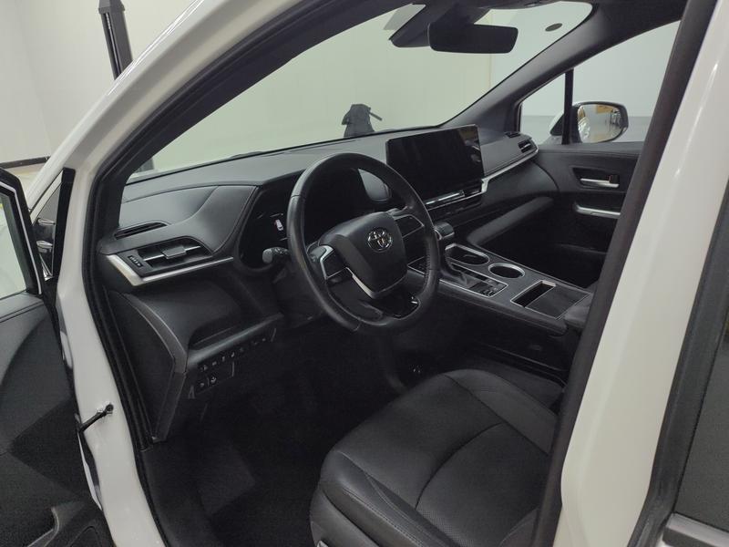 Toyota Sienna 2023