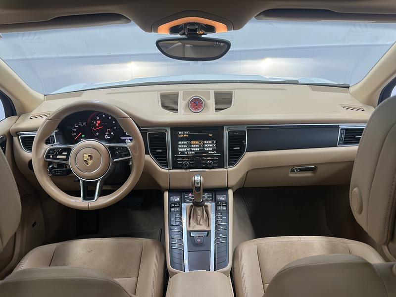 Porsche Macan 2016