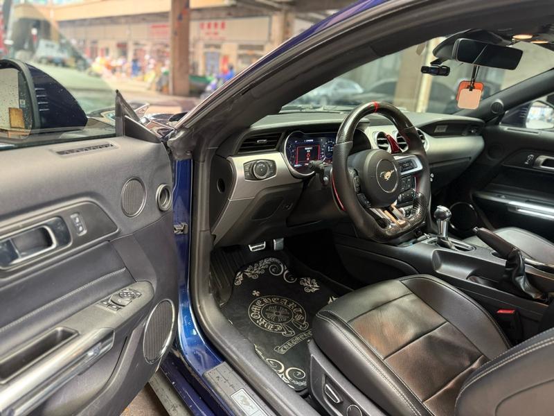 Ford Mustang 2019