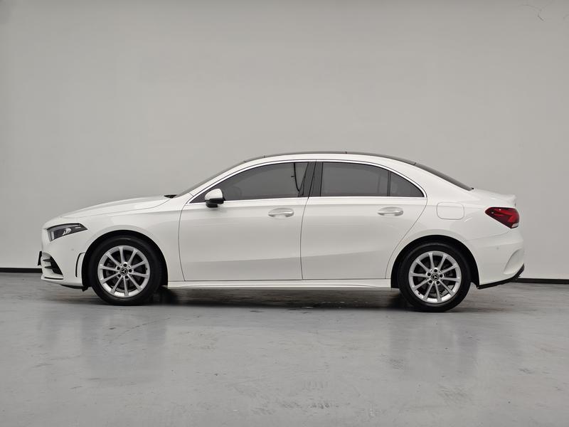 Mercedes-Benz Mercedes Benz A-Class 2021