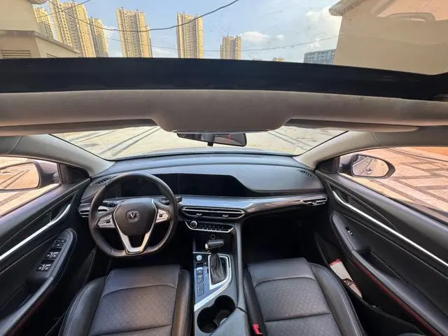 Changan Yidong PLUS Blue Whale NE 1.4T GDI DCT Flagship
