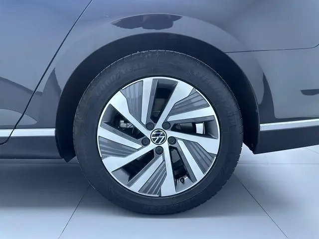 Volkswagen Magotan GTE Luxury