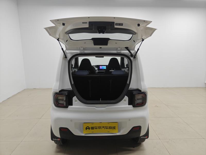 Geely Galaxy panda 2023