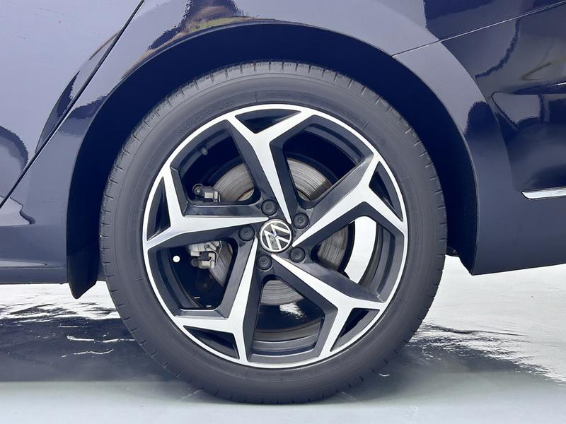 Volkswagen Passat 2023