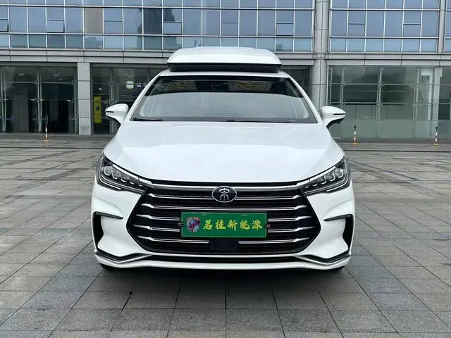 BYD Song MAX DM DM-i 105KM Executive Edition