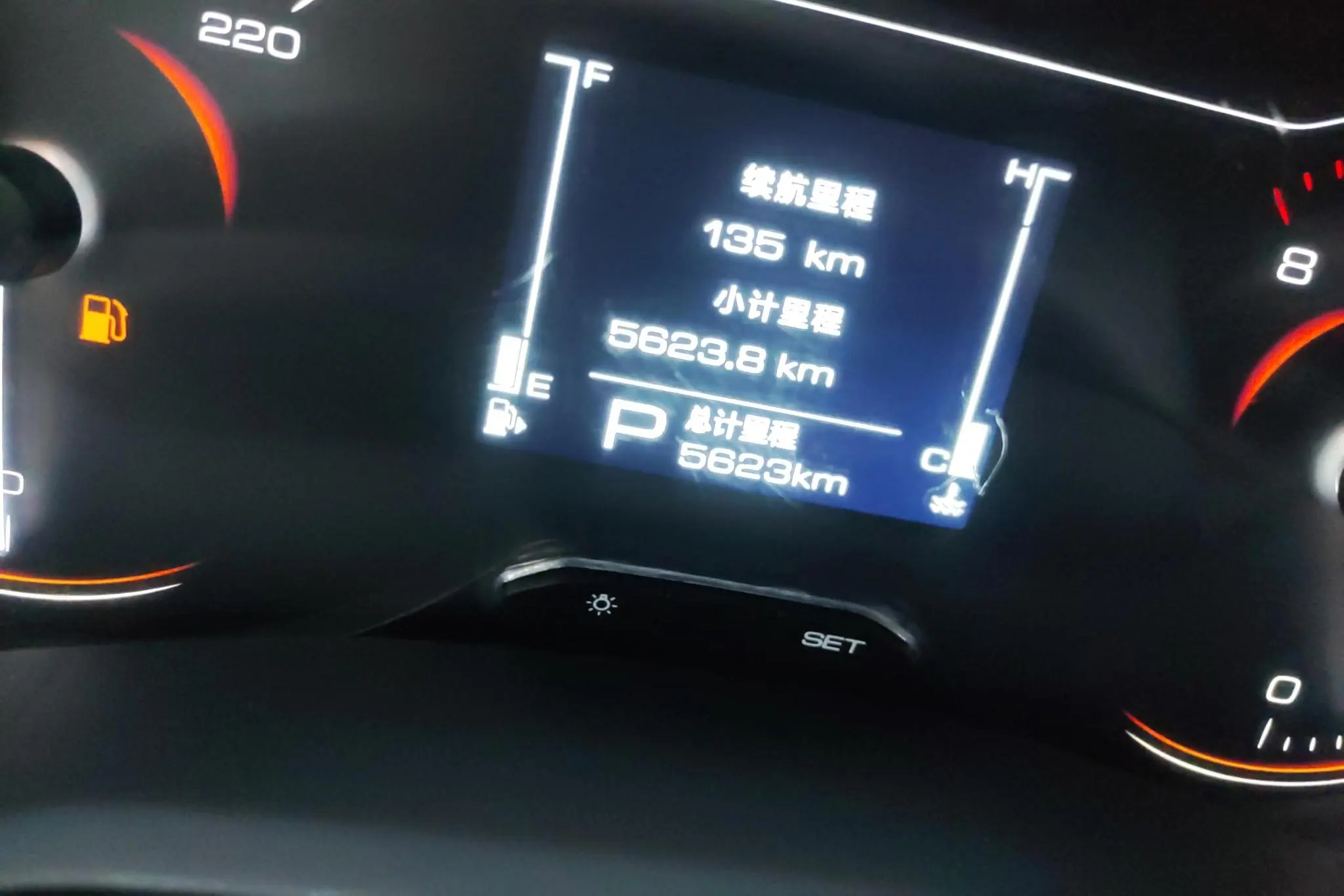 Wuling Wuling Jiachen 1.5T CVT Smart Luxury
