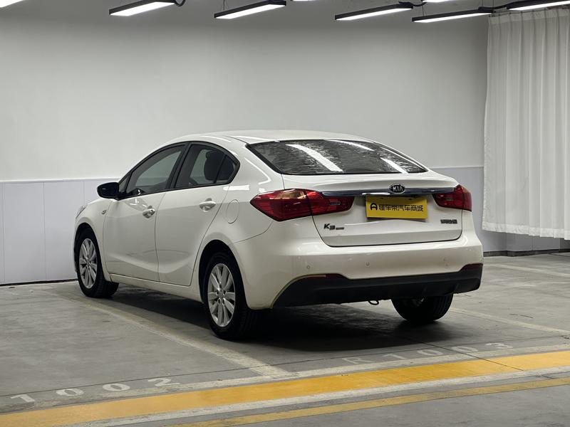 Kia Kia K3 2015