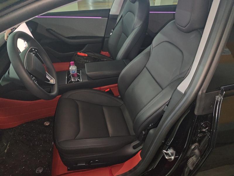 Tesla Model 3 2025
