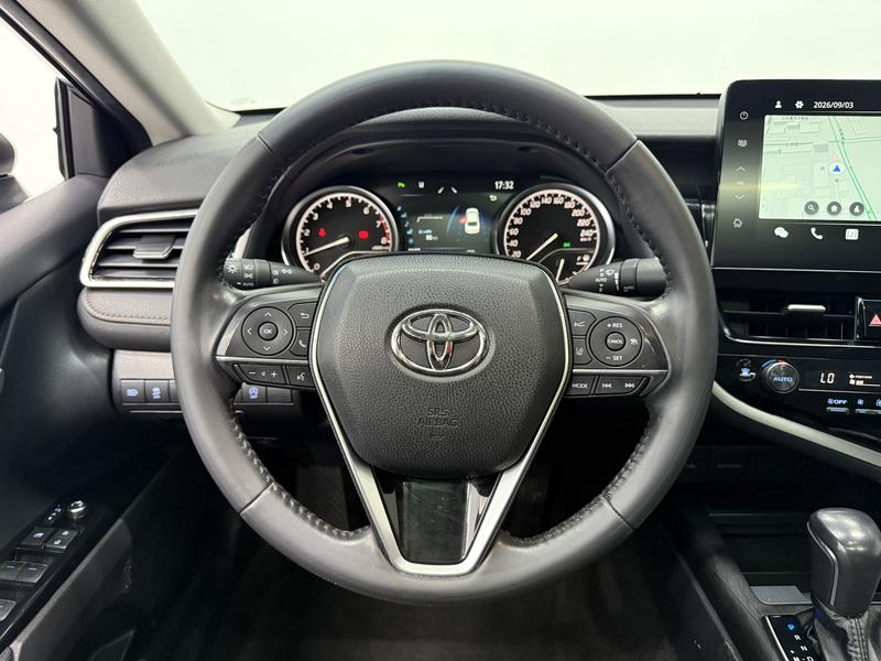 Toyota Camry 2022