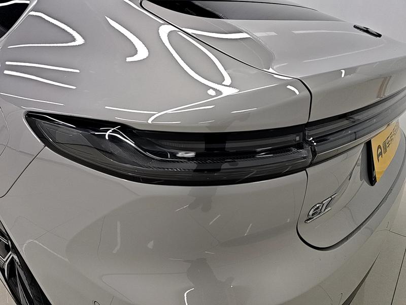 NIO NIO ET7 2024