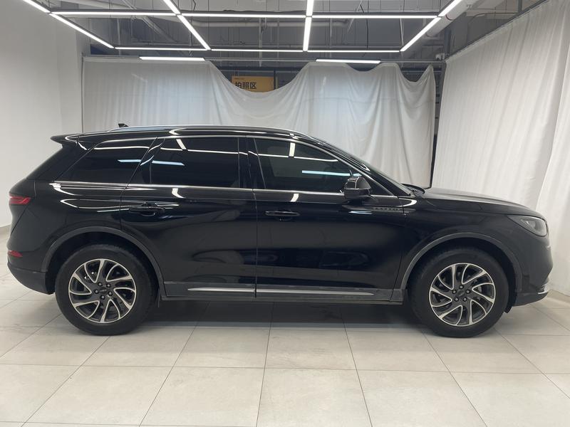 Lincoln adventurer 2022