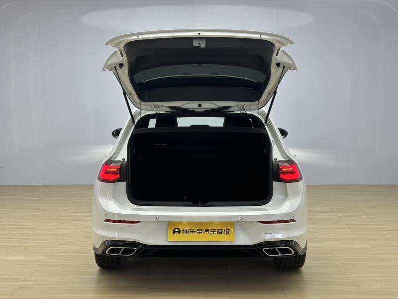 Volkswagen golf 2021