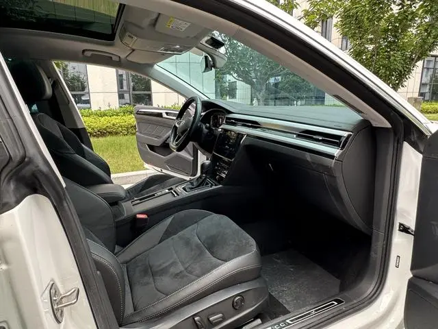 Volkswagen Volkswagen CC Hunting vehicle 330TSI Hunting version