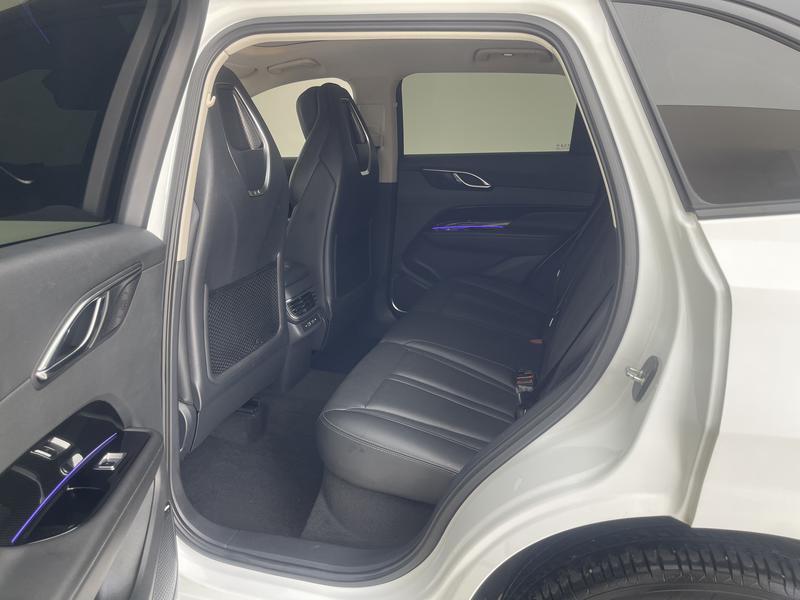 Hongqi Hongqi HS3 2023