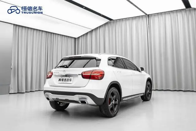 Mercedes-Benz Mercedes-Benz GLA GLA 200 dynamic type
