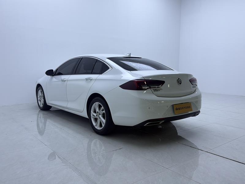 Buick Regal 2021
