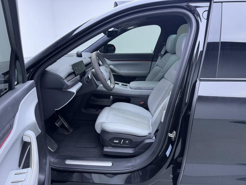 NIO NIO ES8 2023