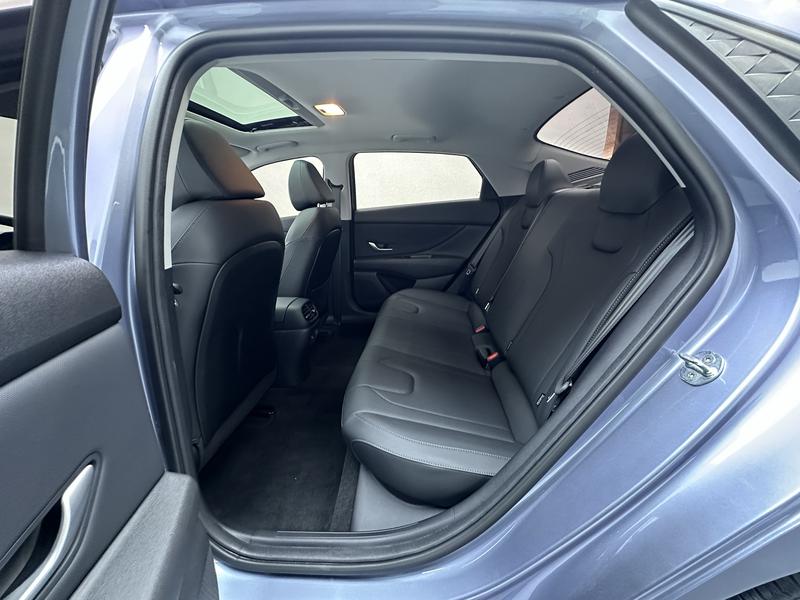 Hyundai Elantra 2023