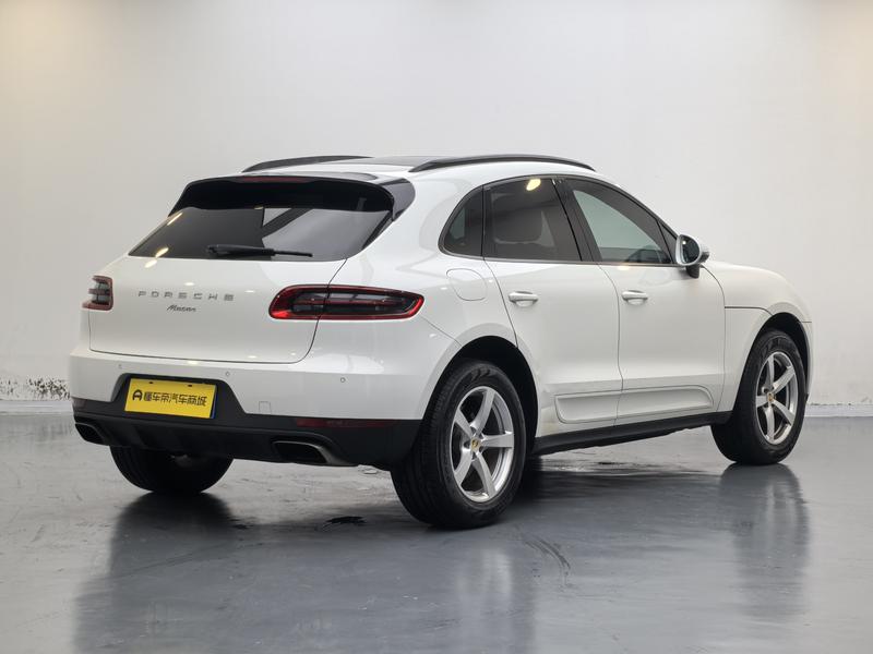 Porsche Macan 2016