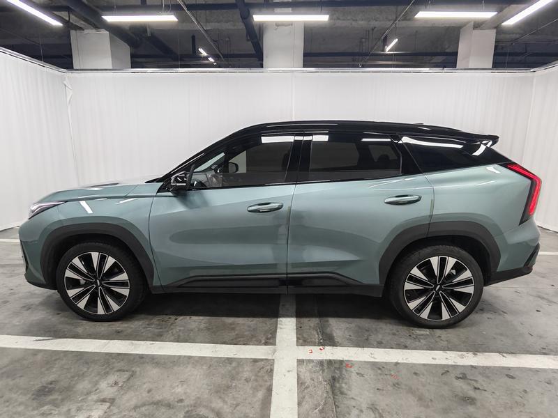 Geely Boyue L 2025