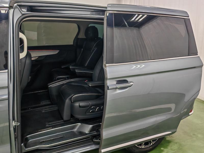 Roewe Roewe iMAX8 2022