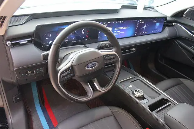 Ford Mondeo EcoBoost 180 Luxury