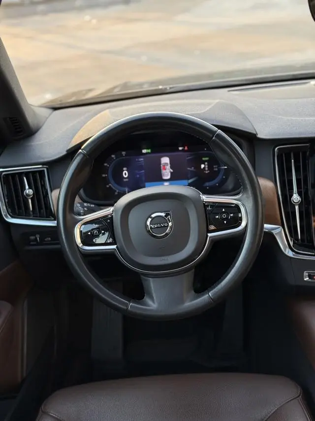 Volvo Volvo S90 PHEV T8 E-drive Hybrid Zhiyi Deluxe Edition
