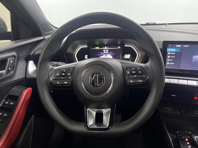 MG MG5 2023
