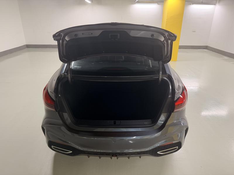 MG MG5 2025