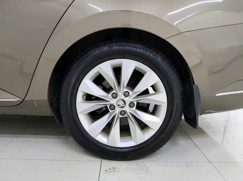 Skoda Superb 2016