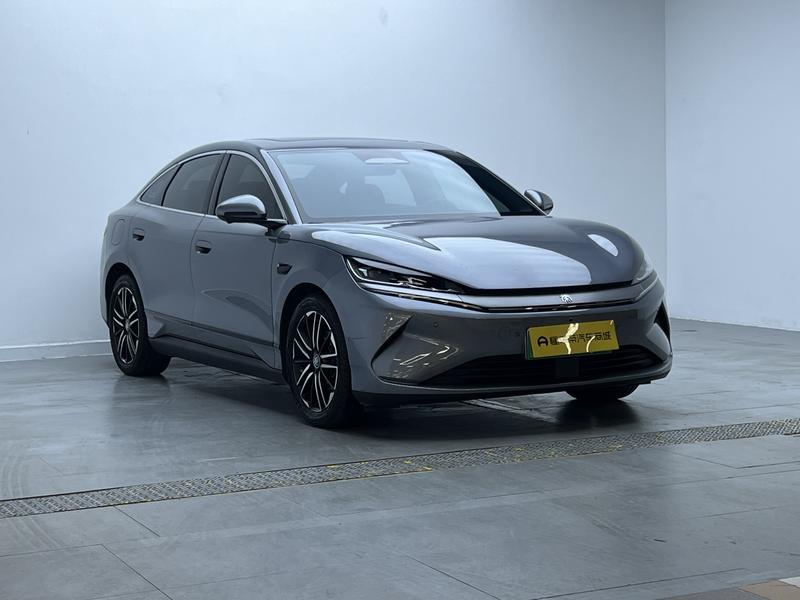 BYD Qin L EV 2025