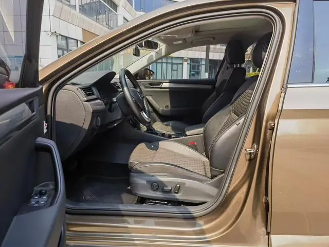 Skoda Speed pie ZI280 DSG Chuangxing Edition